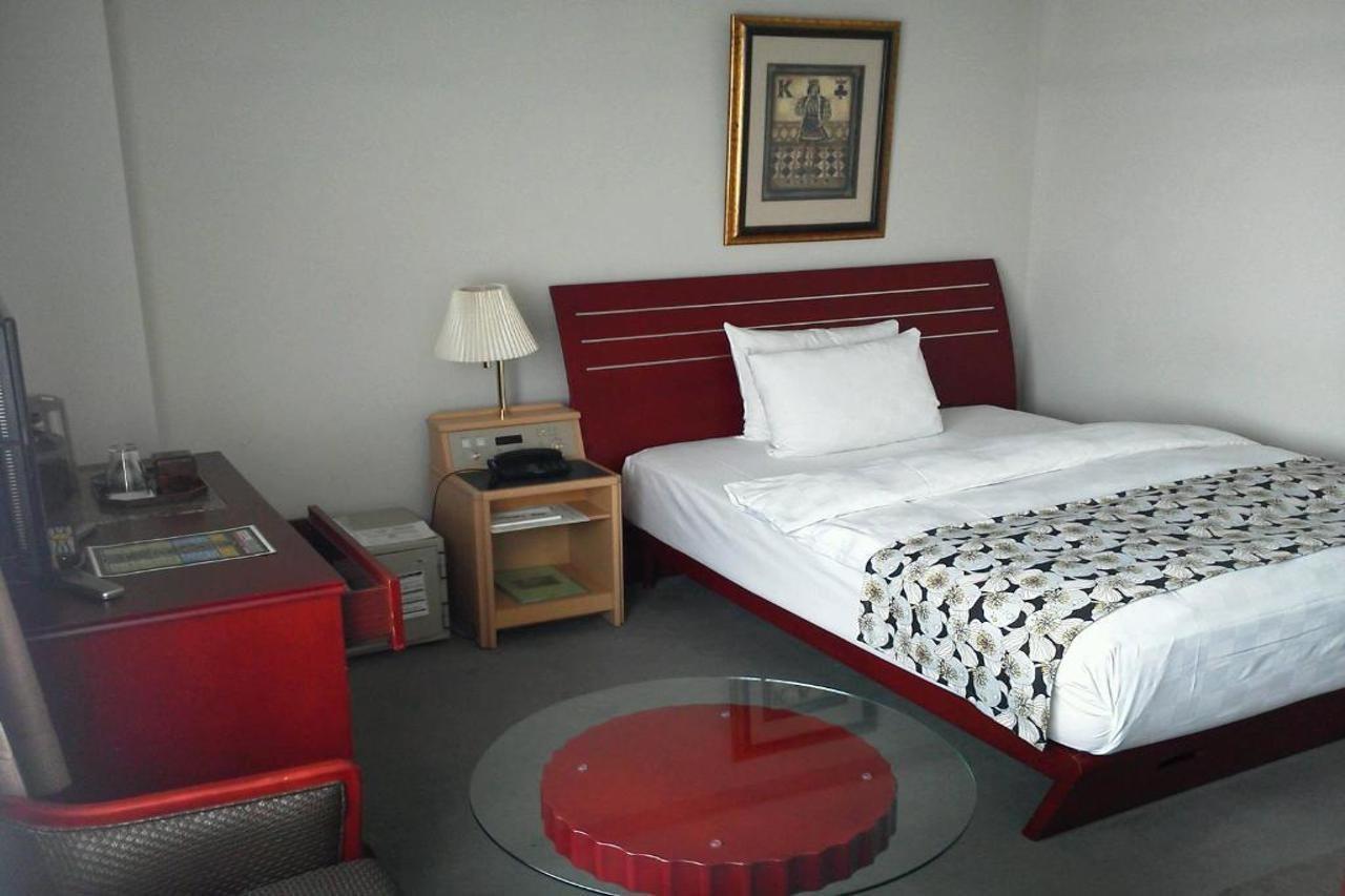 King Ambassador Hotel Kumagaya Buitenkant foto